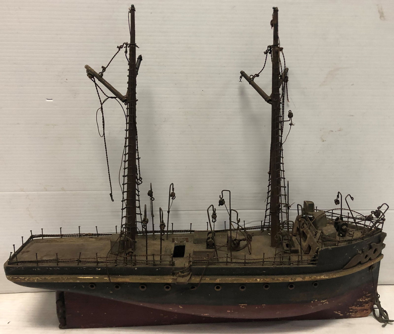 Early 21" Handmade Ship Model (1 of 2)