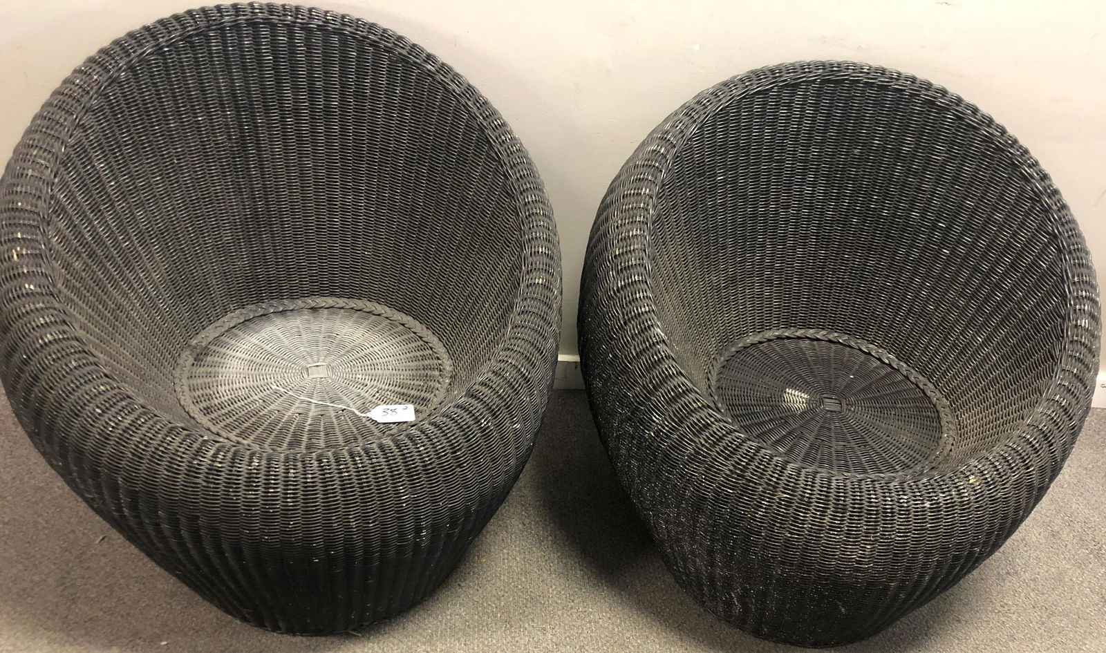 Cool Pair of Mid Century Design Wicker Chairs (1 of 7)