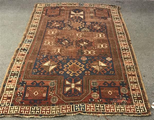 Antique Persian Rug 4'x5'10": Antique Persian Rug 4'x5'10"