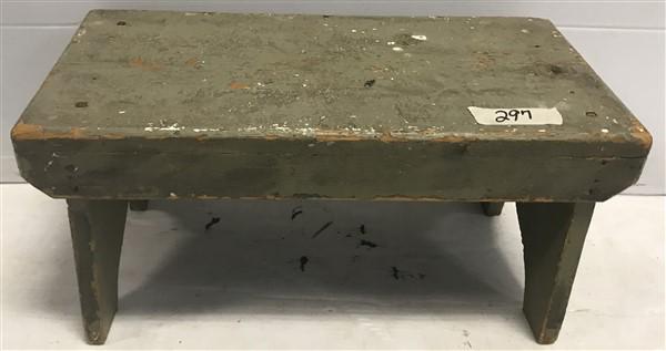 18" Early Footstool in Green Paint: 18" Early Footstool in Green Paint