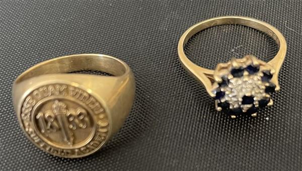 Two 10kt Yellow Gold Rings (1 of 8)