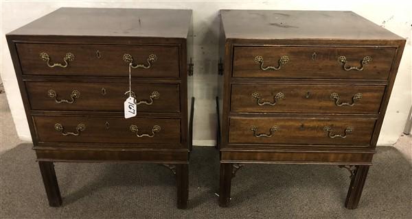 Pr. of Henredon 3 Drawer Mahogany Chests (1 of 5)