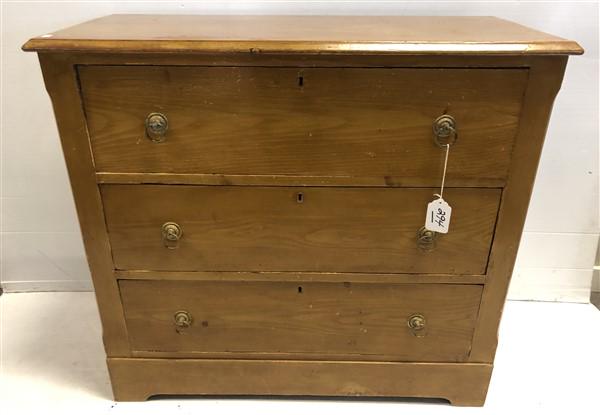 Clean Antique 3 Drawer Chest (1 of 4)