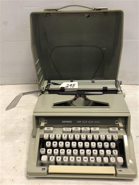 Hermes Electric Typewriter (1 of 4)