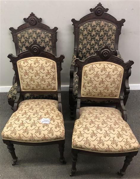 4 Pc. Victorian Walnut Parlor Suite ca. 1870 (1 of 9)