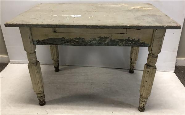 ca. 1900 Kitchen Table in Nice Early Paint (1 of 8)