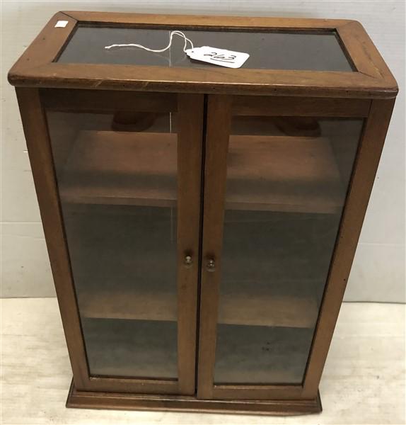 Glass Front 2 Door Hanging Curio ca. 1920 (1 of 5)