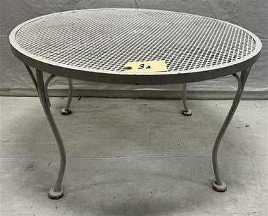 1950's Iron Mesh Low Table 30"diameter: 1950's Iron Mesh Low Table 30"diameter