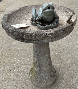 22" Concrete Bird Bath w/frog fountain: 22" Concrete Bird Bath w/frog fountain