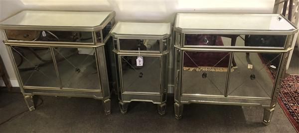 3 Mirrored Chests (1 of 9)