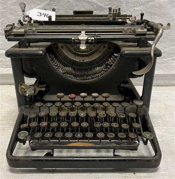 Vintage Manual Typwritter: Vintage Manual Typwritter