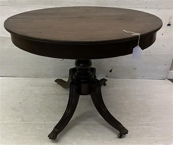 19th Cent. 39" Antique Boston Table: 19th Cent. 39" Antique Boston Table