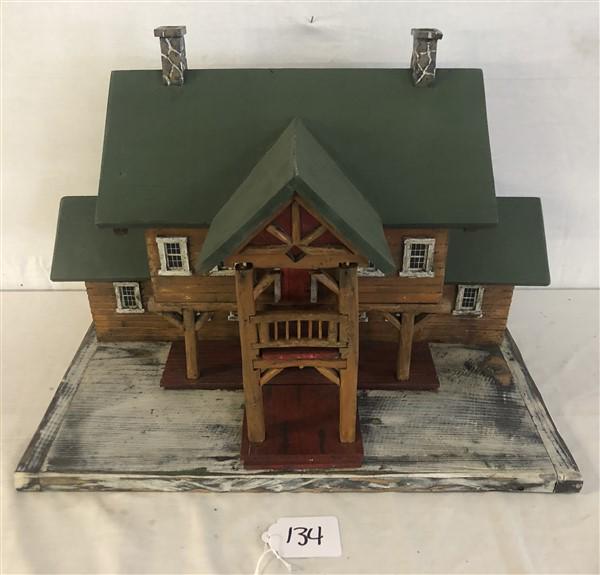 Log Cabin Birdhouse (1 of 5)