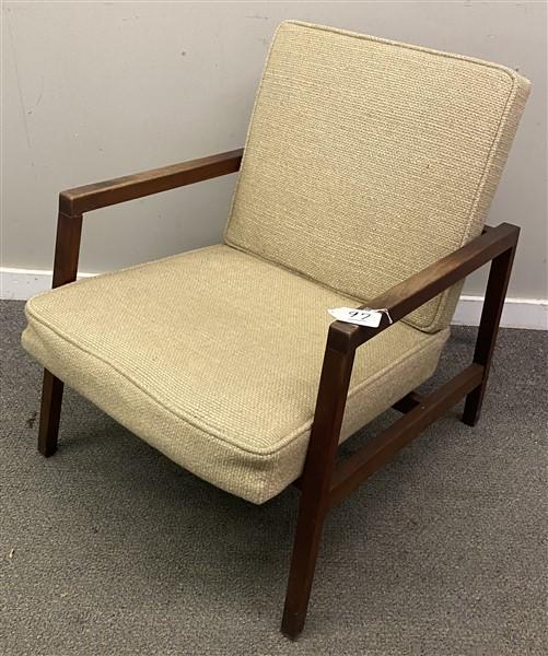 Vintage Knoll Armchair: Vintage Knoll Armchair