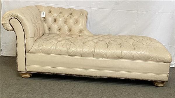 Leather Tufted Chesterfield Chaise 68" L x 34" x 27"h: Leather Tufted Chesterfield Chaise 68" L x 34" x 27"h
