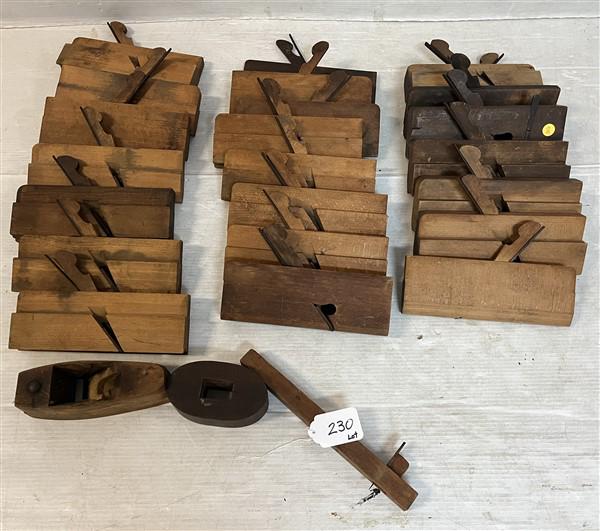 Large Lot of Early Moulding Planes Approx. 25 (1 of 4)