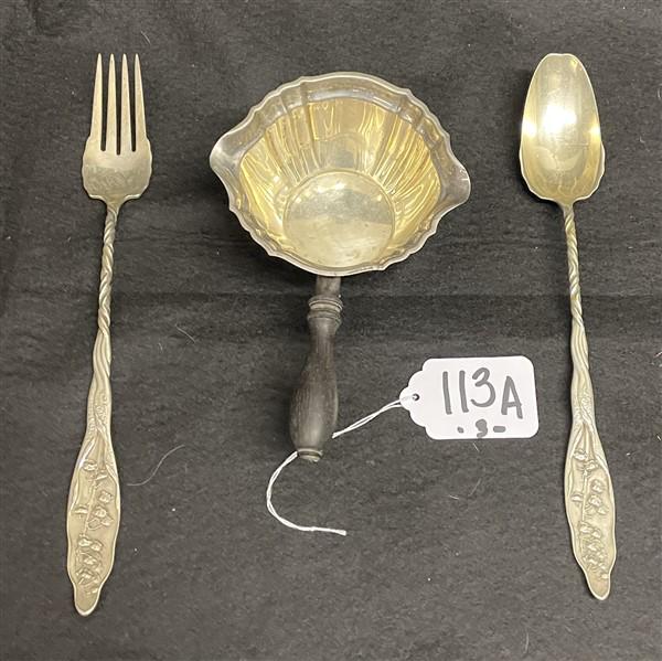 3 Sterling Silver Table Accessories Approx. 11 Troy: 3 Sterling Silver Table Accessories Approx. 11 Troy