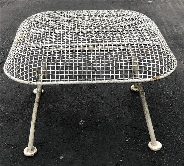 Woodard Mesh Ottoman: Woodard Mesh Ottoman