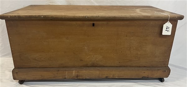 37" 19th Cent Pine Blanket Box (1 of 2)