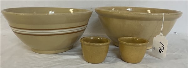 4 Pc Lot of Yelloware Large Bowl 10" Diam (1 of 2)