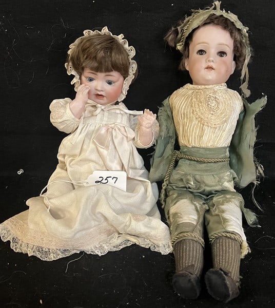 2 Antique French Dolls (1 of 3)