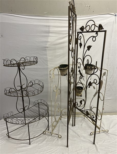 3 Garden Elements (1 of 4)