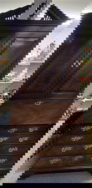 2 Part Baker Mahogany Secretary (1 of 4)