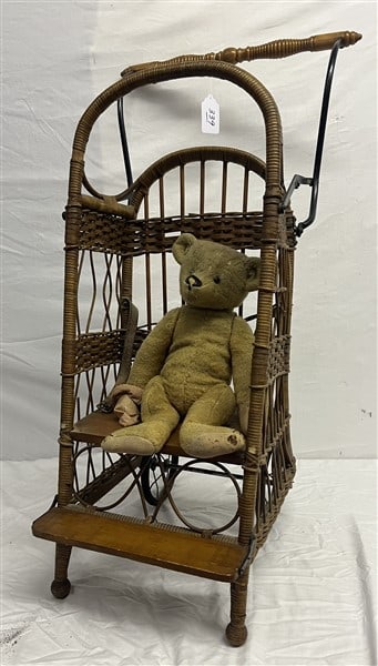 Early Stuffed bear and Metamorphic Stroller (1 of 3)
