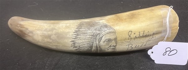 13" Horn "Sitting Bull ": 13" Horn "Sitting Bull "