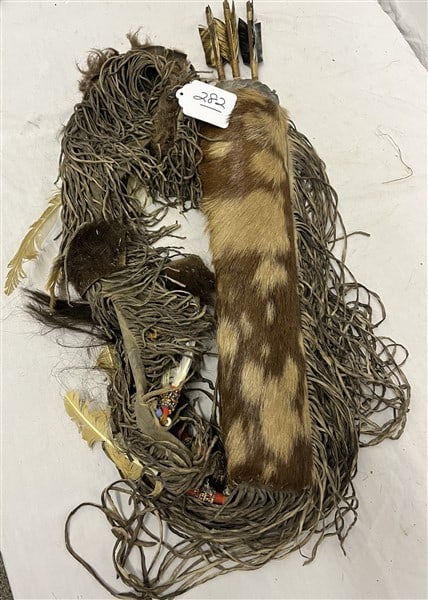Western Elk Hide Quiver and Arrows: Western Elk Hide Quiver and Arrows