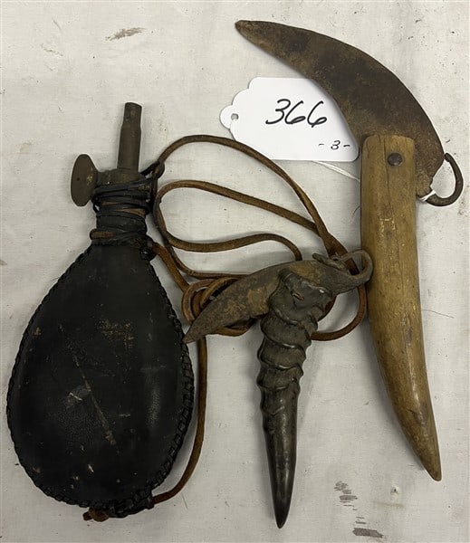 Powder Flask and 2 18th Cent Knives: Powder Flask and 2 18th Cent Knives