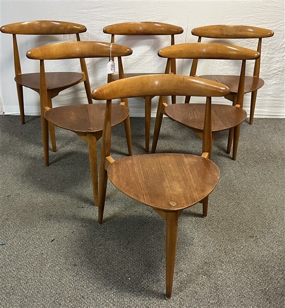 Set of 6 Mid Cent Chairs with Guitar Pick Seats: Set of 6 Mid Cent Chairs with Guitar Pick Seats