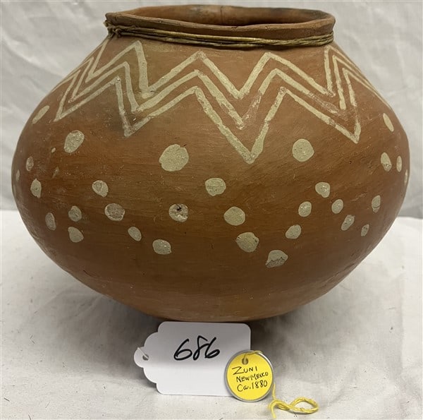 Zuni, New Mexico Pot, ca 1880: Zuni, New Mexico Pot, ca 1880 9 x 12 Diam