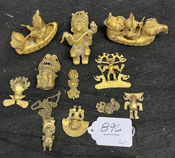 lot of Inca Style Figures: lot of Inca Style Figures