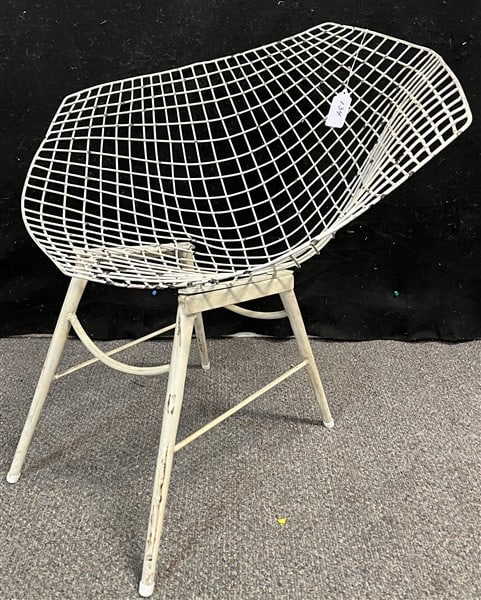 Single Mid Cent Chair (1 of 2)