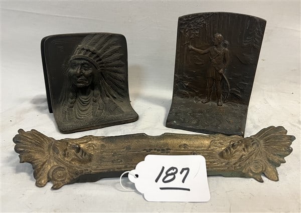 Desk Accessories: Desk Accessories