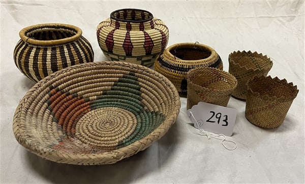 7 Small Coil Baskets (1 of 3)
