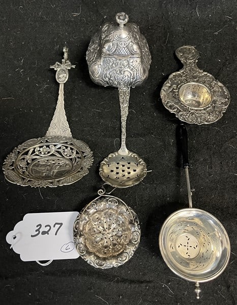 Sterling Tea Box and Strainers approx. 11 1/2 Troy (1 of 3)
