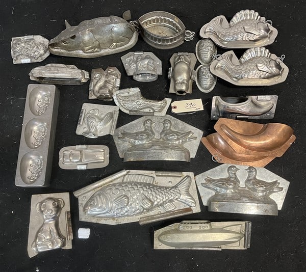 Vintage Chocolate Molds (1 of 4)