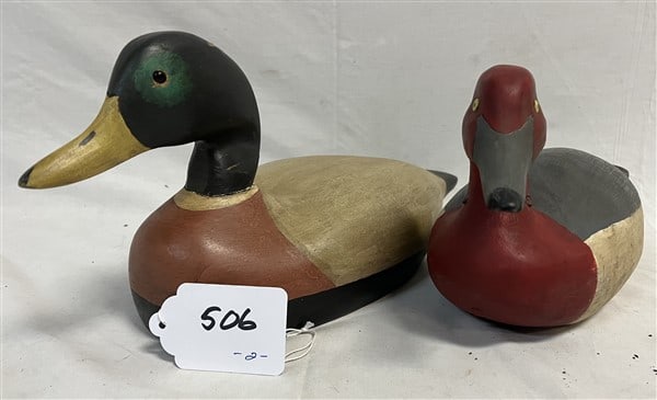 2 Painted Decoys: 2 Painted Decoys