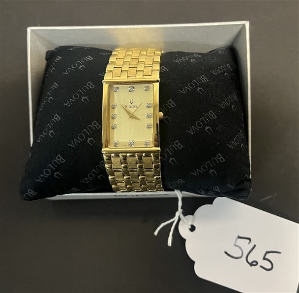 Bulova 12 Diamond Watch (1 of 2)