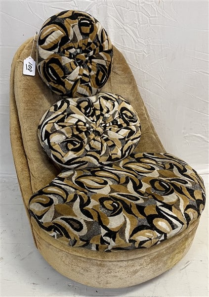 Mid-Cent Swivel Chair, Attrb. Adrian Pearsall: Mid-Cent Swivel Chair, Attrb. Adrian Pearsall