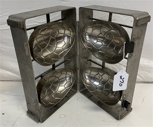 Vintage 14" Chocolate Mold: Vintage 14" Chocolate Mold