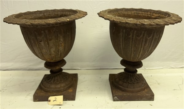 Pr 19" Antique Cast Iron Garden Urns: Pr 19" Antique Cast Iron Garden Urns