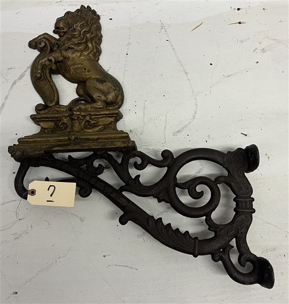 Pretty Special Cast Iron Lion 23" Long including bracket: Pretty Special Cast Iron Lion 23" Long including bracket