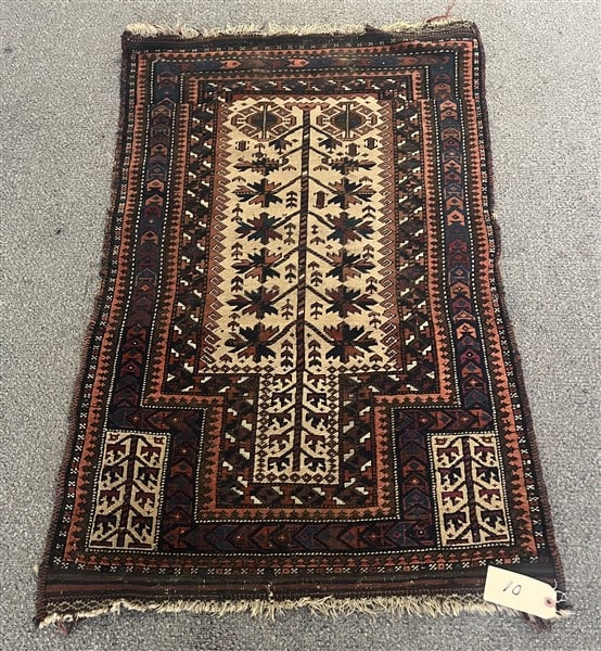 Fine Persian Prayer Rug 2'6" x 3'9" (1 of 3)