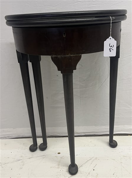 Diminutive 1/2 Round Swing Leg Table (1 of 3)