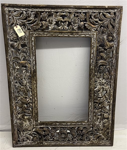 Heavily Carved 18th Cent Italian Frame 37 x 50 (1 of 3)