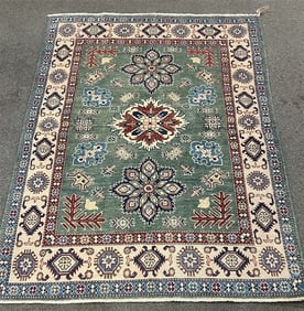 Kazak 5' x 8'