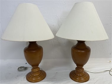 2 Wooden Lamps